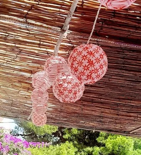 Small House At Seafront Semesterbostad Tisno