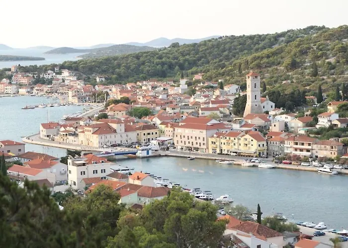 Semesterbostad Small House At Seafront *