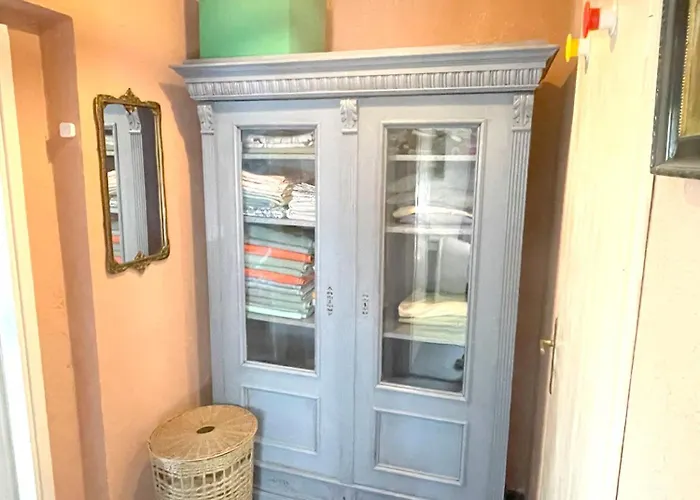 Semesterbostad Small House At Seafront *